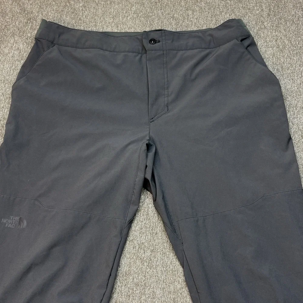 The North Face Paramount Active pants‎ 38x32 Gray Hiking Travel Outdoor Pants